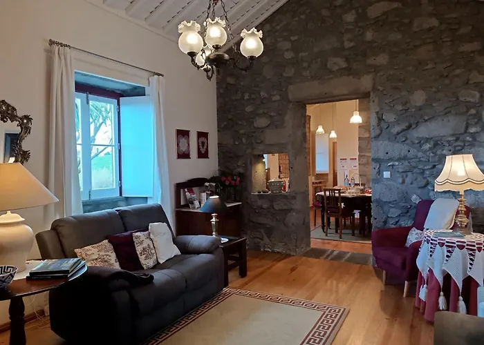 Holiday home Casa Da Fonte - Historisches Steinhaus Auf Den A By Interhome