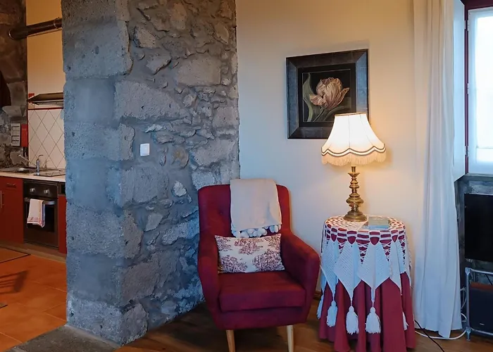 Casa Da Fonte - Historisches Steinhaus Auf Den A By Interhome *